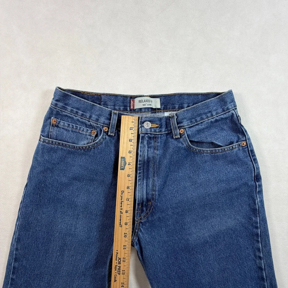 Retro Levis 550 Mens 32x28 Relaxed Fit Tapered Leg Blue Denim Jeans Medium Wash